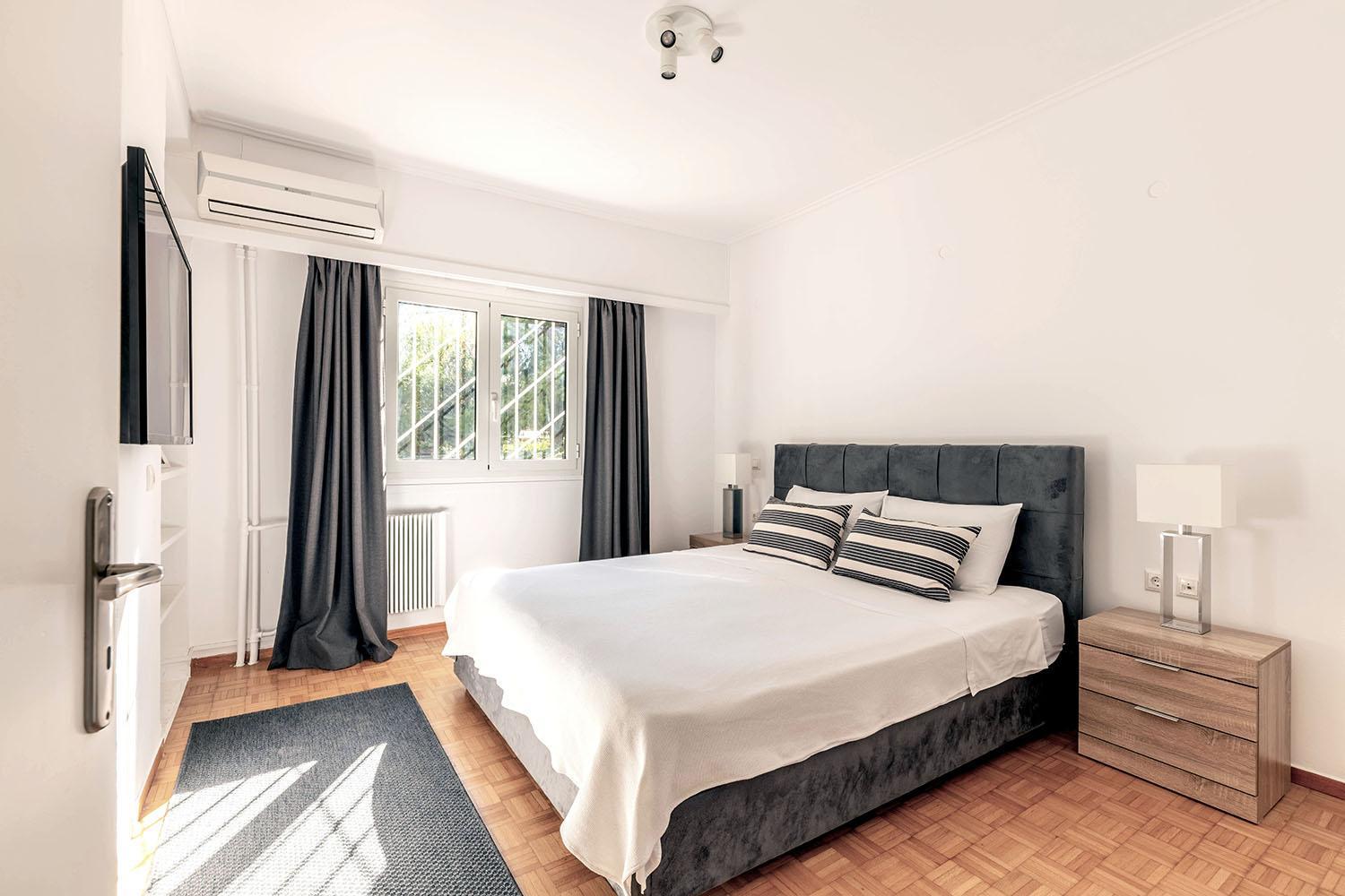 Boutique77 Luxury Apartment Афины Экстерьер фото